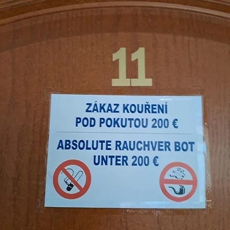Andy 2* Decin